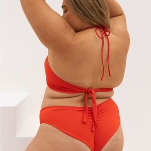 The High Leg Scrunch Bottom- Chilli Pepper